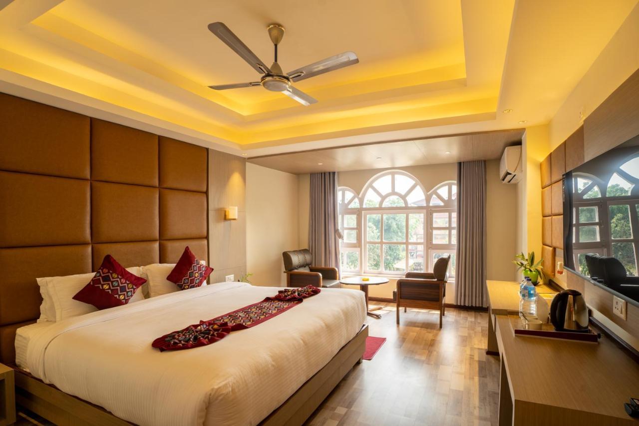 Avocado Orchid Resort Hetauda Extérieur photo